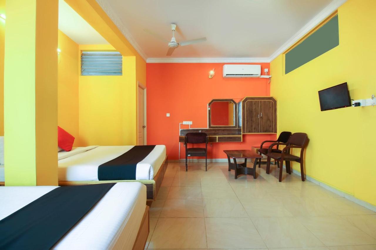 Capital O 71729 Lucky Inn Bangalore Bagian luar foto