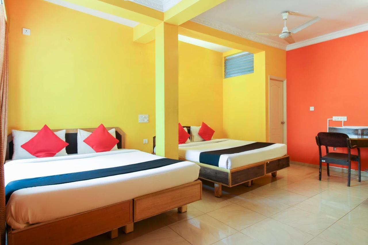 Capital O 71729 Lucky Inn Bangalore Bagian luar foto