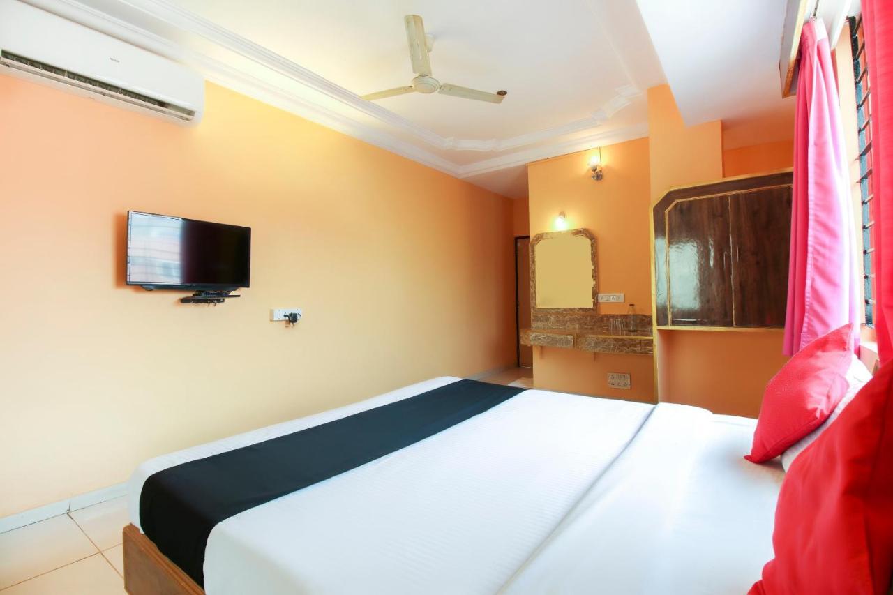 Capital O 71729 Lucky Inn Bangalore Bagian luar foto