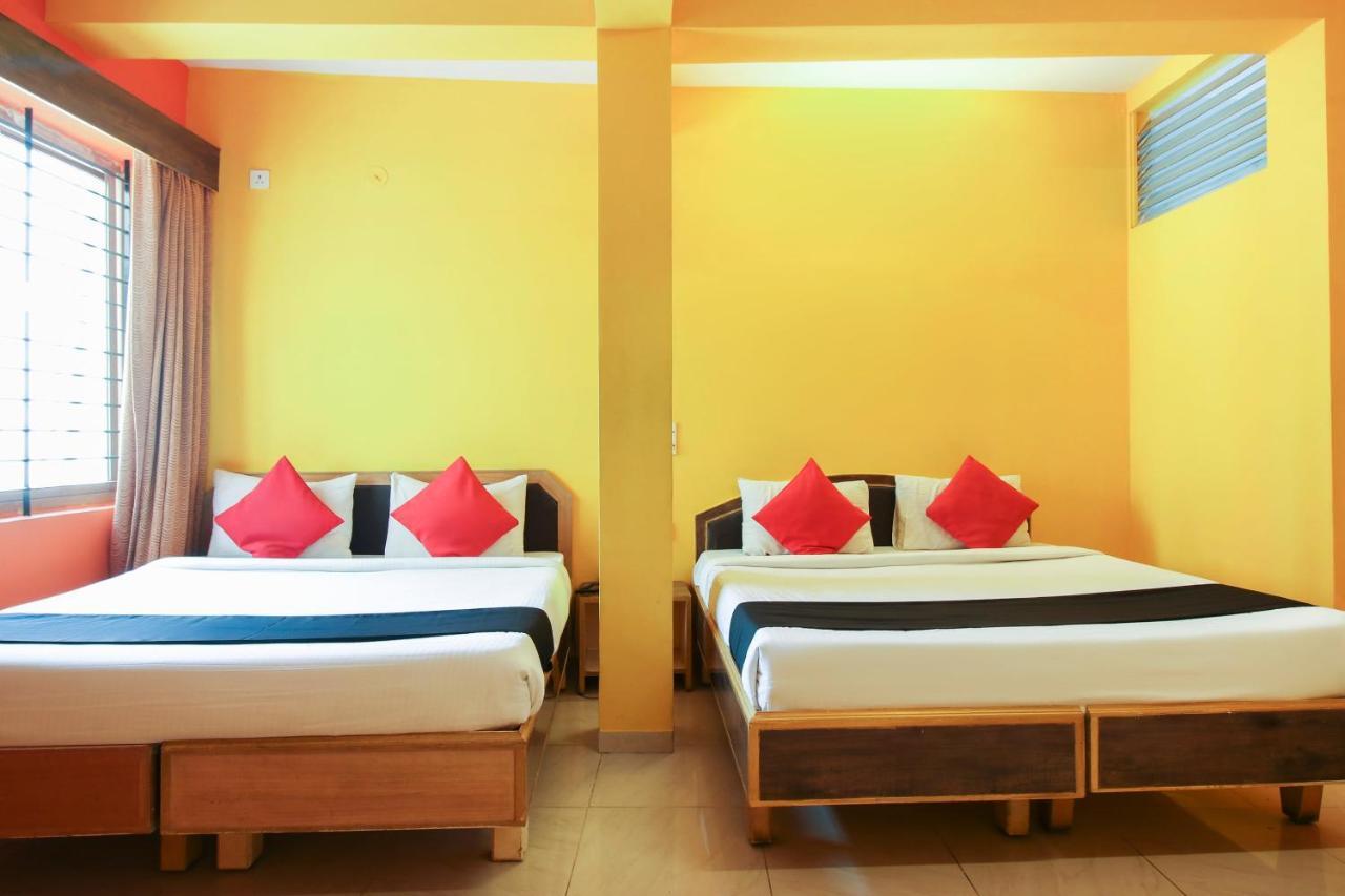 Capital O 71729 Lucky Inn Bangalore Bagian luar foto