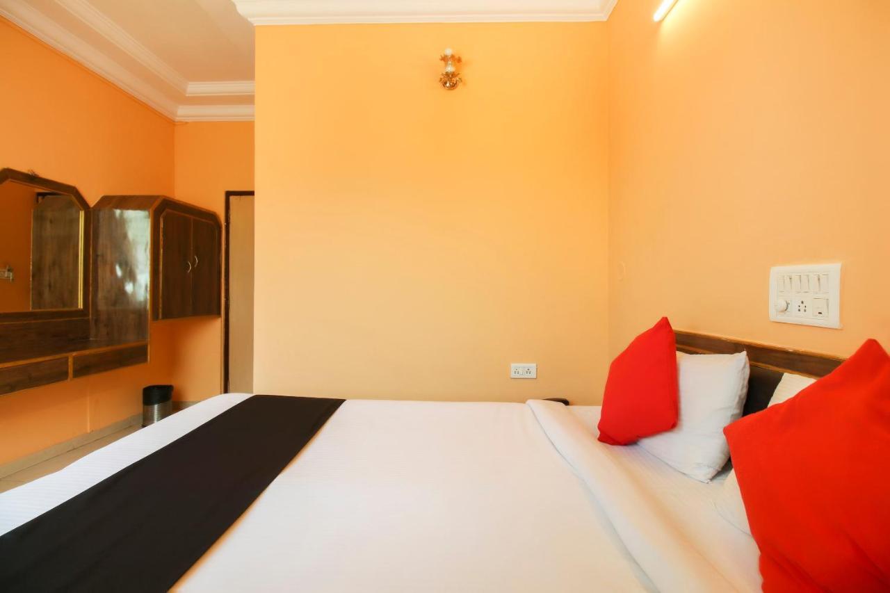 Capital O 71729 Lucky Inn Bangalore Bagian luar foto