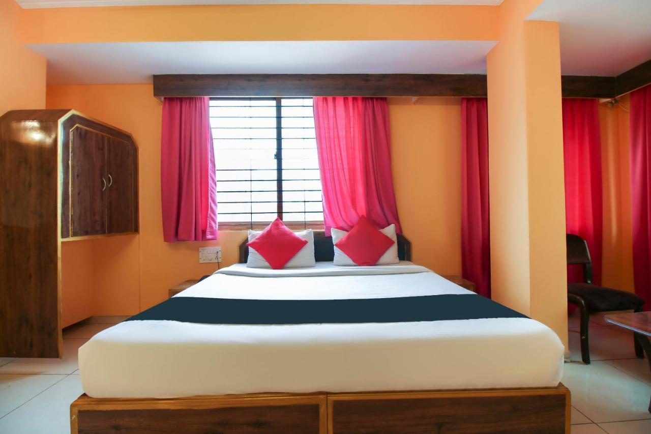 Capital O 71729 Lucky Inn Bangalore Bagian luar foto